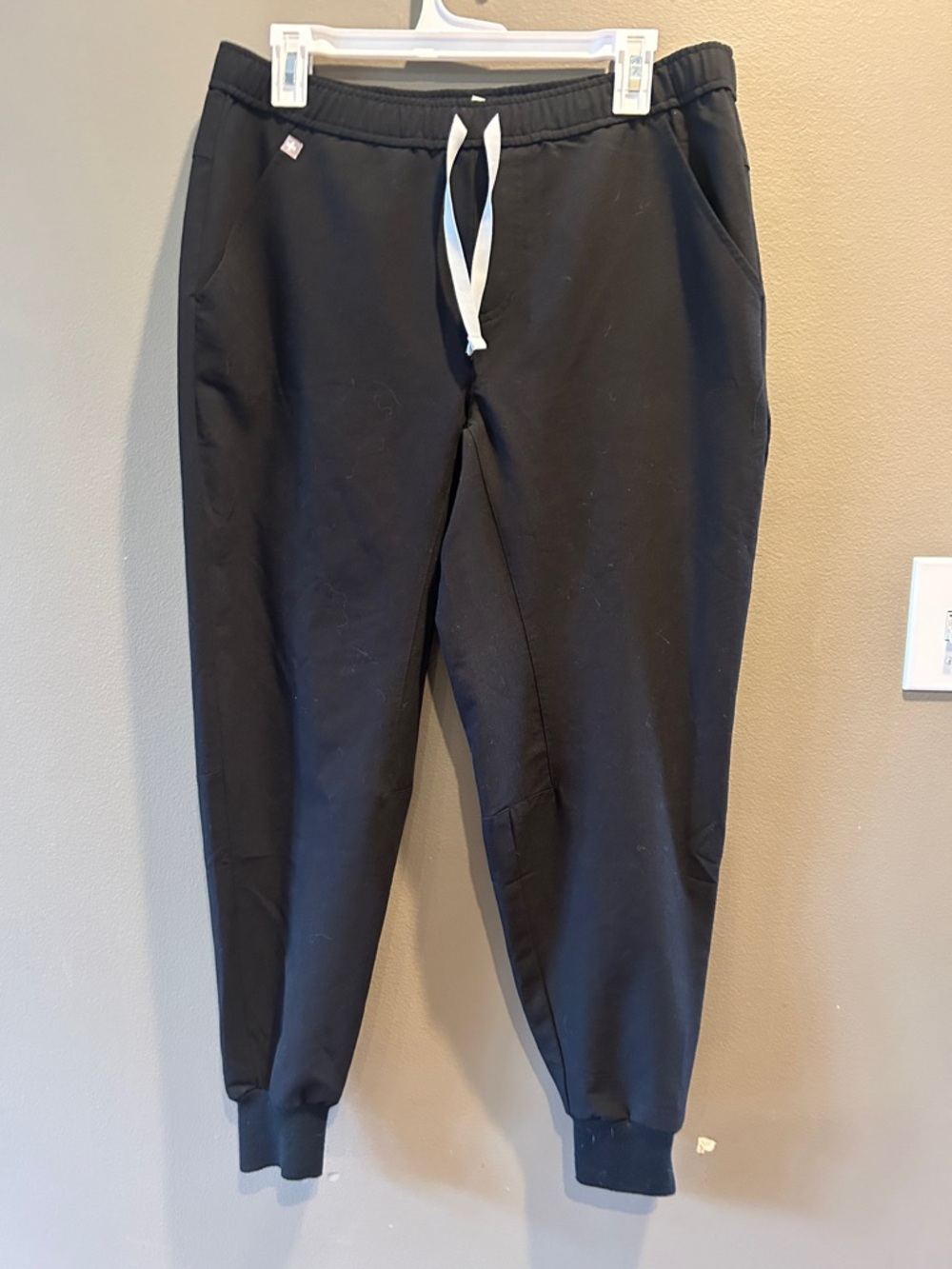 Figs Tansen Jogger Scrub Pants Medium Short M/S Mens Black Stretch